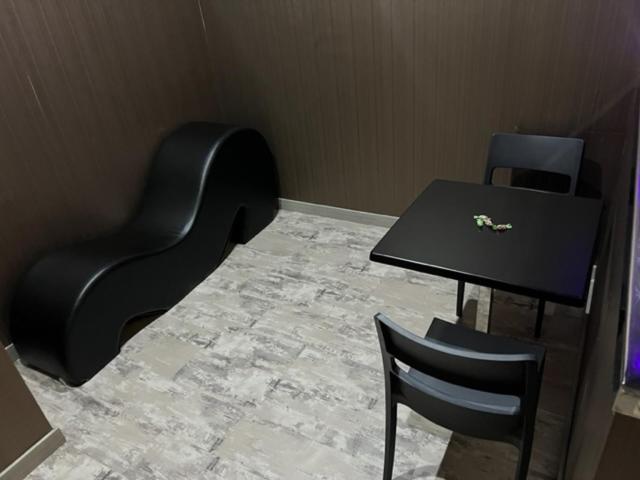 V Hotel 阿罗约莫利诺斯 外观 照片